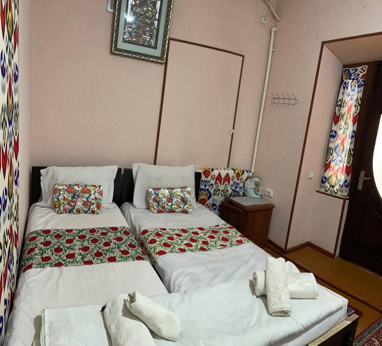Hotel Madina-Mehribon à Boukhara Chambre photo